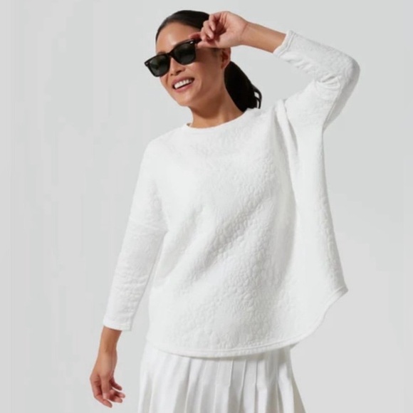 Tuckernuck Sweaters - Tnuck Sport White Quilted Paisley Ally Swing Sweatshirt - XS/S